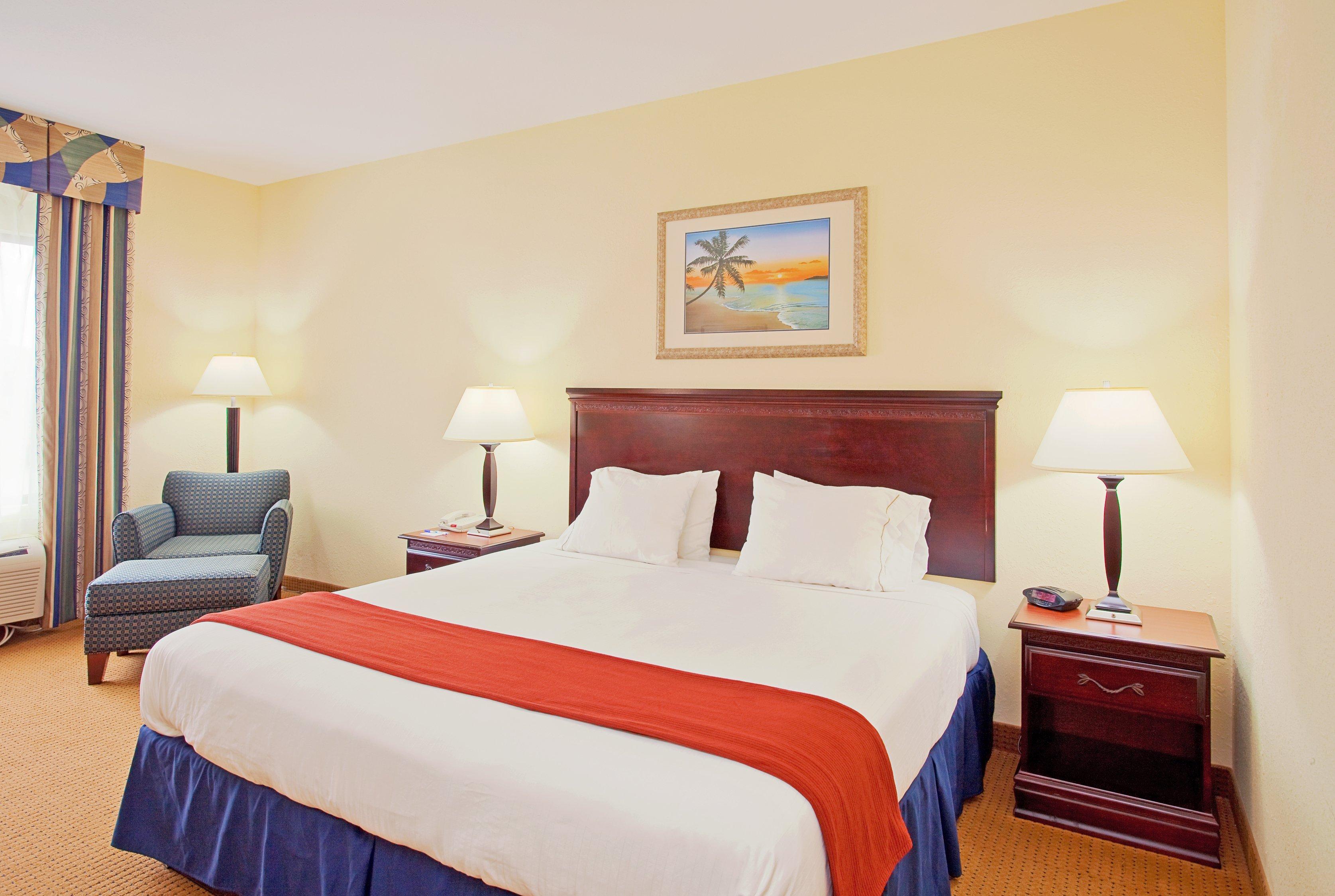 Holiday Inn Express Hotel & Suites Panama City-Tyndall Екстер'єр фото